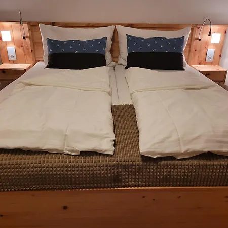 Schmiedhofer Apartman *